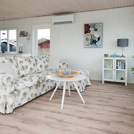 4 Star Holiday Home In Hejls Hejls